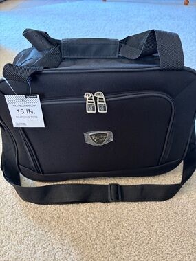 Travelers Club 15" Black Boarding Tote - Men's Carry Bag - NWT